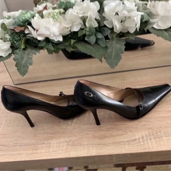 KENNETH COLE NEW YORK BLACK HEELS SIZE 7.5 - Picture 6 of 13